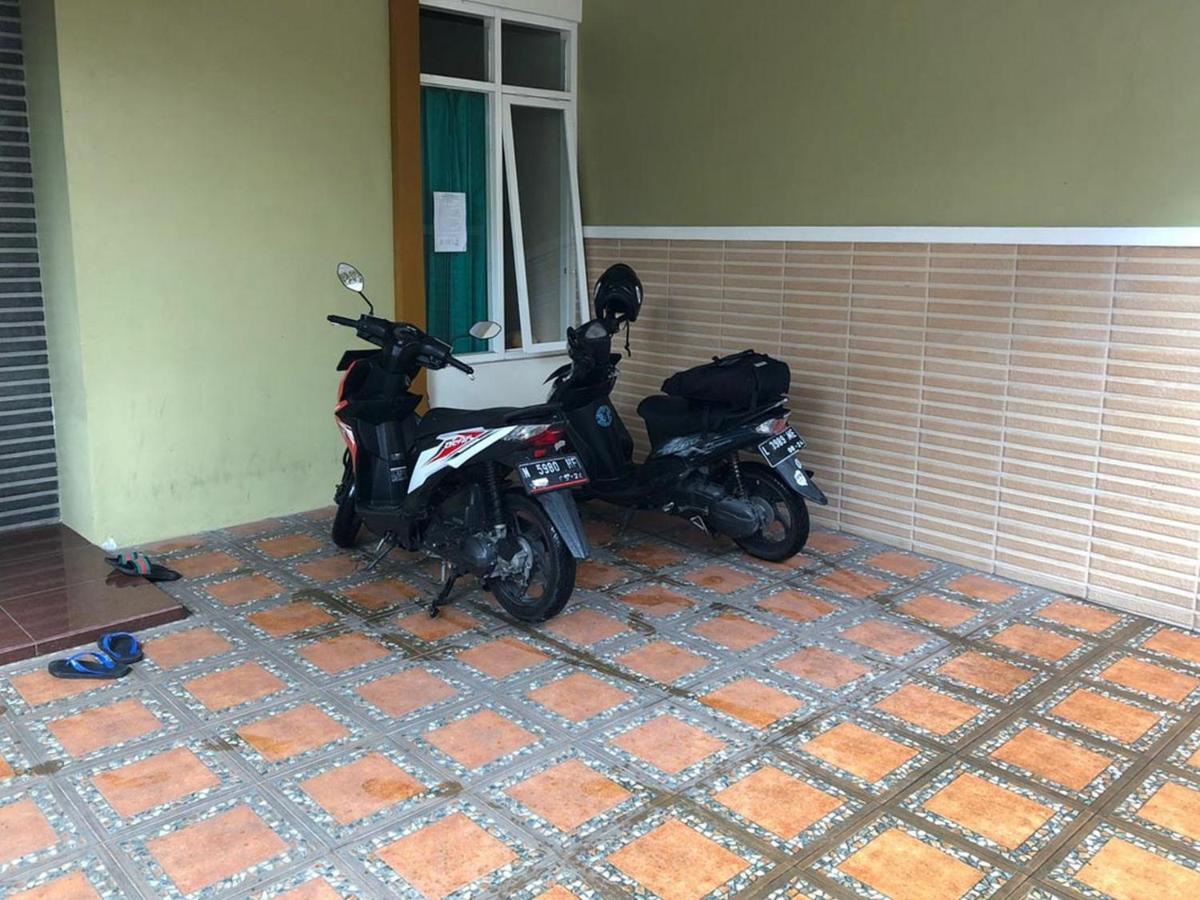 Hotel Koolkost Syariah Near Itn Kampus 2 Malang